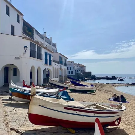 House With Shared Pool, 2 Bathrooms, 700m From Beach * Calella De Palafrugell