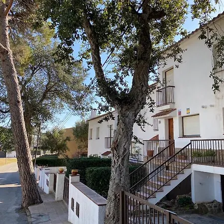 Holiday home House With Shared Pool, 2 Bathrooms, 700m From Beach